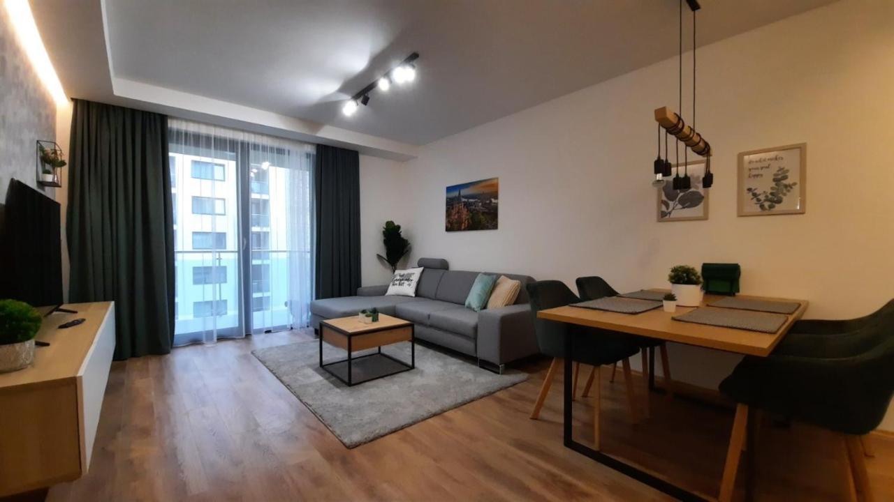 Bpr Space Grey Home With Balcony Budapest Exterior photo
